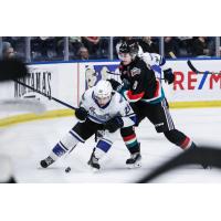 Victoria Royals' Logan Pickford versus Kelowna Rockets' Gabriel O'Brien