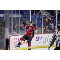 Vancouver Giants play to the crowd