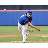Syracuse Mets' Brandon Sproat on the mound
