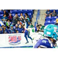 Massachusetts Pirates make a contested catch against the Green Bay Blizzard
