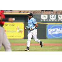 Derlin Figueroa of the Columbia Fireflies