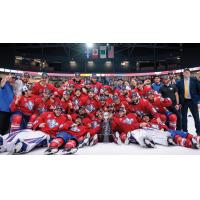 Trois-Rivières Lions pose with the ECHL Kelly Cup