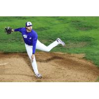 Evansville Otters pitcher Grif Hughes