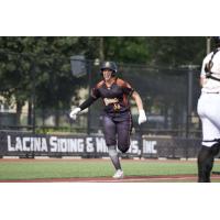 Mankato Habaneros right fielder Morgan Honeycutt