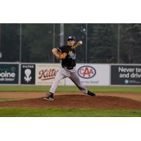 Kansas City Monarchs' Josh Hendrickson on the mound