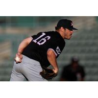 Sioux City Explorers pitcher Jared Wetherbee