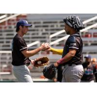 Kansas City Monarchs pitcher Hunter McMahon and catcher Joshuan Sandoval