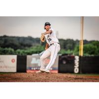 Fond du Lac Dock Spiders pitcher Ben Kasten