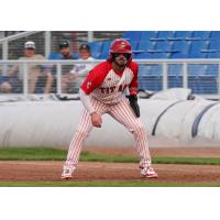 Ottawa Titans on the base paths