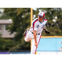 Victoria HarbourCats' Shea Lake in action