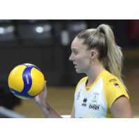 Middle Blocker Leah Meyer
