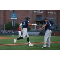 Jake Gatewood of the Somerset Patriots round the bases