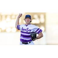 Everett AquaSox' Ryan Sloan in action