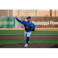 Biloxi Shuckers pitcher Alexander Cornielle