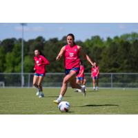 North Carolina Courage forward Heather MacNab