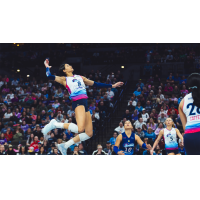 Omaha Supernovas outside hitter Reagan Cooper soars