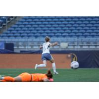 Seattle Reign FC midfielder Jess Fishlock reacts after her goal