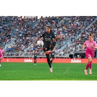 Washington Spirit controls a ball against San Diego Wave FC