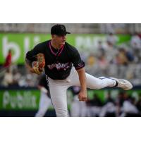 Pensacola Blue Wahoos pitcher Robby Snelling