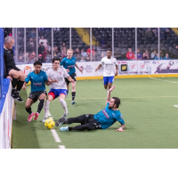 St. Louis Ambush battle for the ball vs. the Kansas City Comets