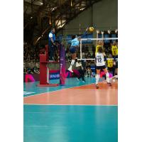 Orlando Valkyries outside hitter Charitie Luper and libero Teodora Pusic