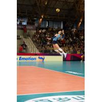 Orlando Valkyries outside hitter Hannah Maddux serves