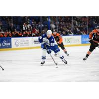 Syracuse Crunch forward Dylan Duke vs. the Lehigh Valley Phantoms
