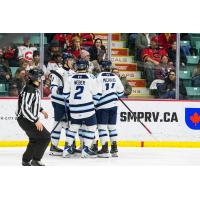Penticton Vees huddle
