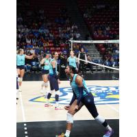 Orlando Valkyries middle blocker Kazmiere Brown