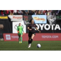 Portland Thorns midfielder Sam Coffey