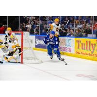 Syracuse Crunch forward Reece Newkirk vs. the Wilkes-Barre/Scranton Penguins