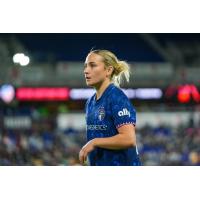 North Carolina Courage defender Sydney Schmidt