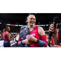 Omaha Supernovas opposite hitter Emily Londot