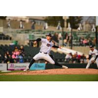 Somerset Patriots pitcher Kyle Carr