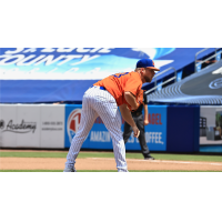A.J. Minter pitching for the St. Lucie Mets