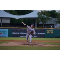 Pensacola Blue Wahoos on the mound