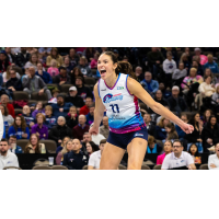 Omaha Supernovas outside hitter Sarah Parsons