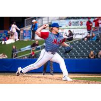 Syracuse Mets pitcher Jonathan Pintaro