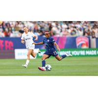 San Diego Wave FC defender Perle Morroni vs. Bay FC