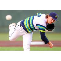Bryce Miller pitching for the Everett AquaSox