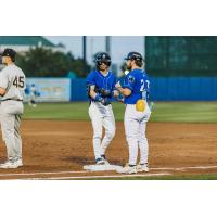 Biloxi Shuckers discuss strategy at first