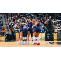 Omaha Supernovas huddle