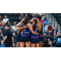 Omaha Supernovas huddle during MLV's Match for a Million