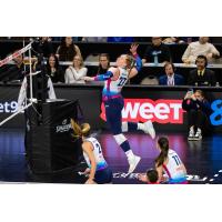 Omaha Supernovas opposite hitter Emily Londot