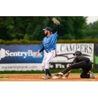 St. Cloud Rox second baseman Tanner Recchio