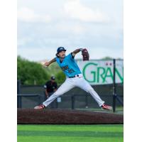 Fond du Lac Dock Spiders' Kyle Manship in action