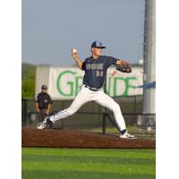 Fond du Lac Dock Spiders' Gunner Gilmore in action