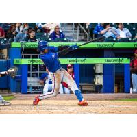 Cristian Pache of the Syracuse Mets at bat