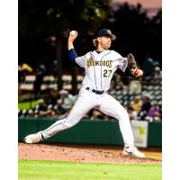 Charleston RiverDogs pitcher Dylan Lesko