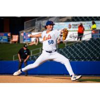 Syracuse Mets pitcher Jack Weisenburger